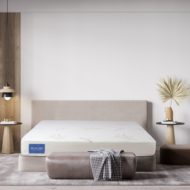 Mono Zone Latex & Foam